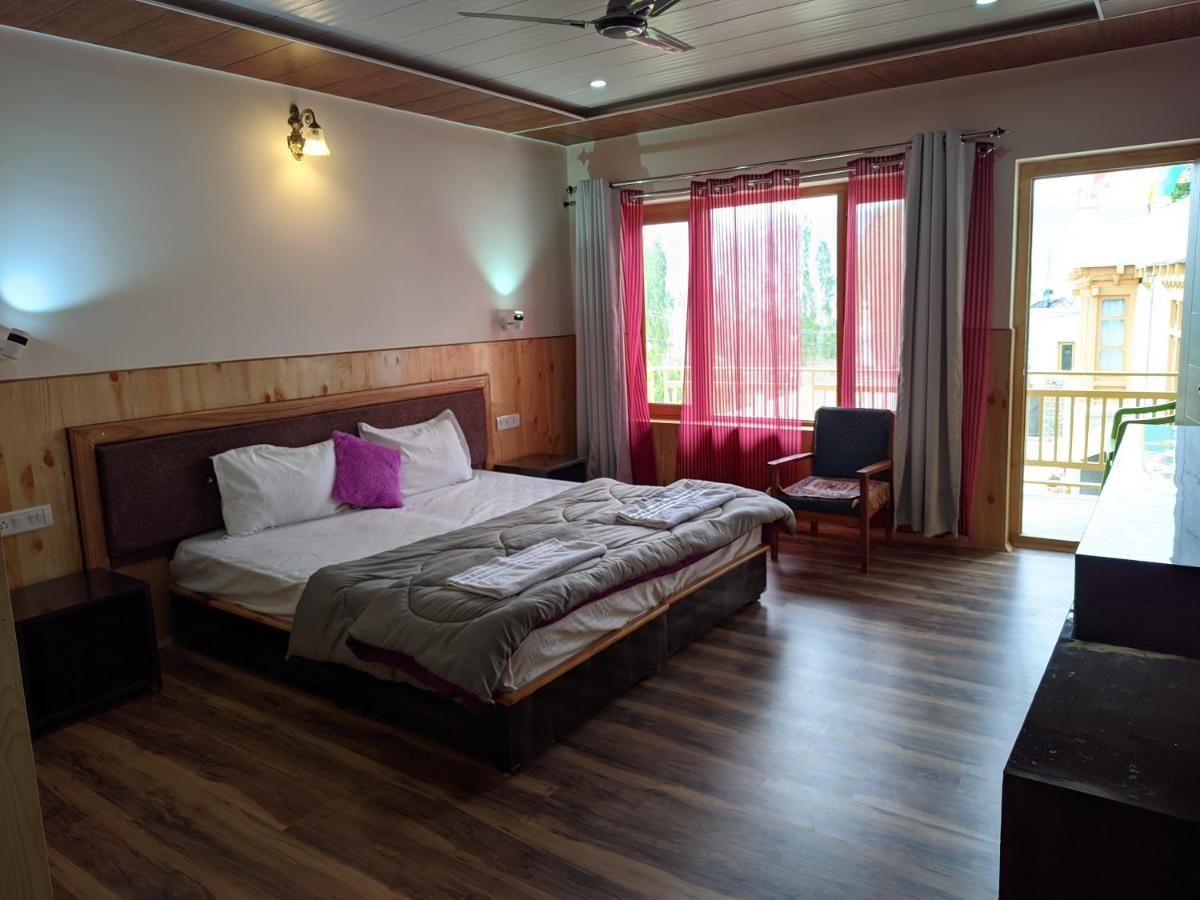 Chandan Guest House Leh Buitenkant foto